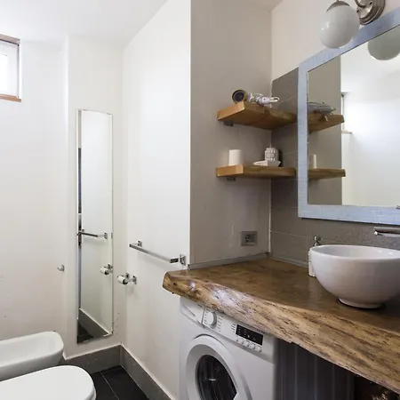 Milano's Navigli Studio Lejlighed