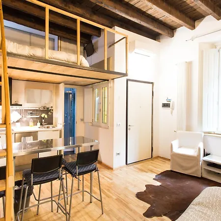 Milano's Navigli Studio Lejlighed *