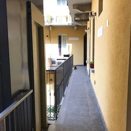 Milano's Navigli Studio Lejlighed