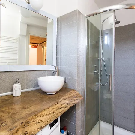 Milano's Navigli Studio Apartamento *